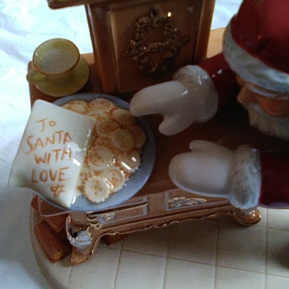 Royal Dolton 2006, Porcelain Cookies For Santa Figurine - Picture 3 of 15